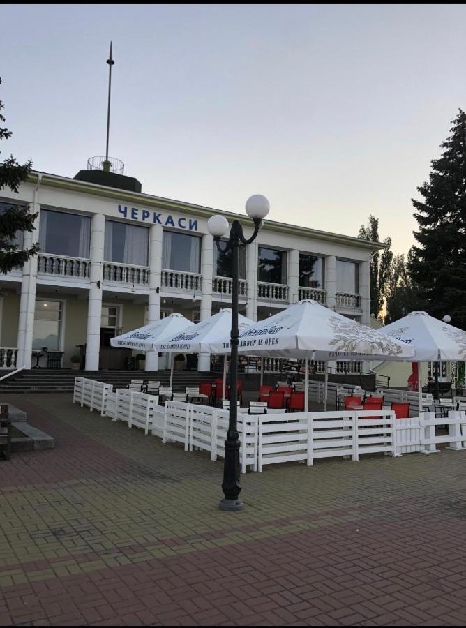 Apartments On Priportovaya,35 Tcherkássi Exterior foto